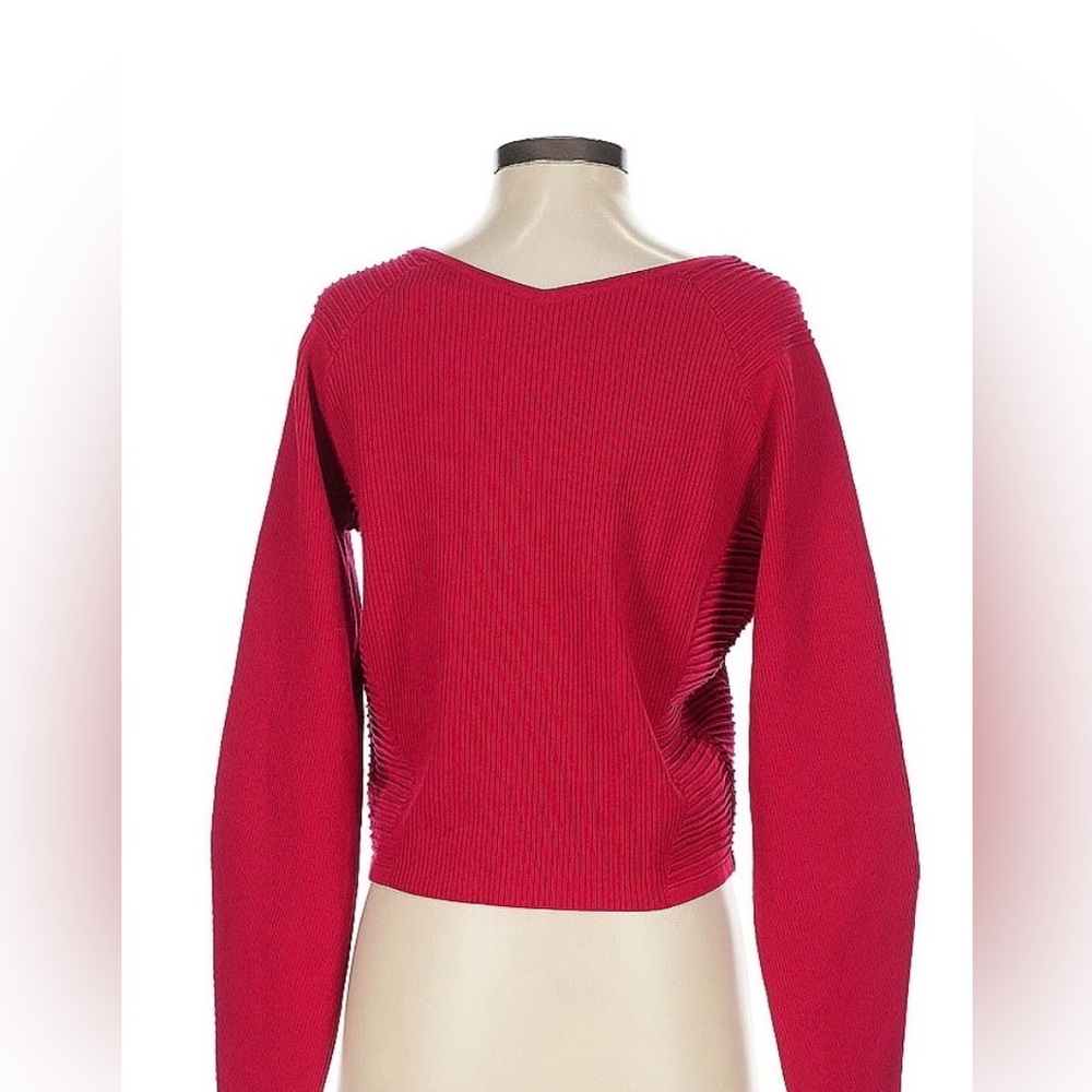 Express Body Contour Ribbed V-Neck Long Sleeve Top
Size Small • Deep Red - Picture 2 of 4
